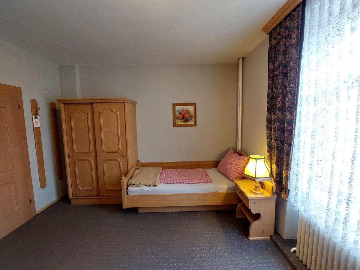 3 Raben - Leoben - Zimmer Fuer Geschaeftsreisende, Urlauber, Monteure Und Handwerker, Polski Pensjonat Austria Luaran gambar
